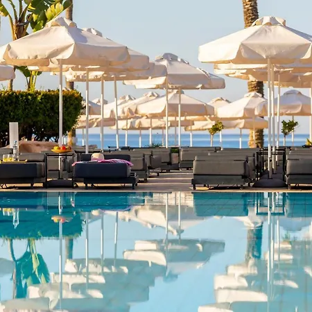 Otel Pavlo Napa Aya Napa